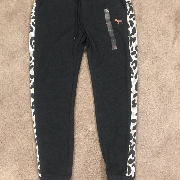 Victoria’s Secret Pink - Picture 2 of 5